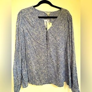 Women’s XL Grayish Blue Top